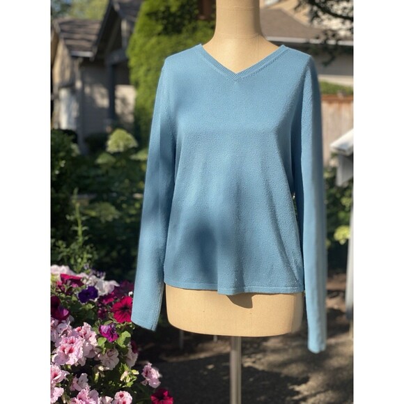 Pendleton Cashmere V-Neck Light Blue Pullover Knit Sweater Women’s Medium - Picture 1 of 7